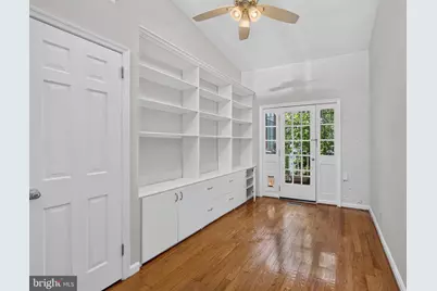 1225 E St SE, Washington, DC 20003 - Photo 13
