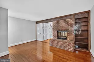 1225 E St SE, Washington, DC 20003 - Photo 3
