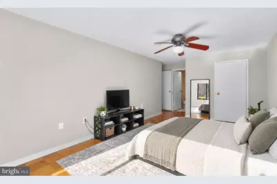 2501 Calvert Street NW #409, Washington, DC 20008 - Photo 9
