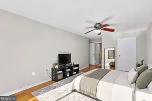 2501 Calvert St NW, Washington, DC 20008 - Photo 9