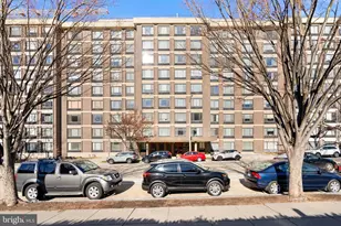 2501 Calvert St NW, Washington, DC 20008 - Photo 15