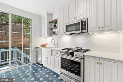 925 South Carolina Avenue SE, Washington, DC 20003 - Photo 13