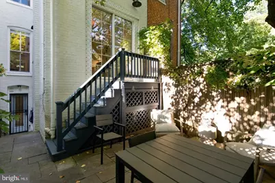 925 South Carolina Avenue SE, Washington, DC 20003 - Photo 29