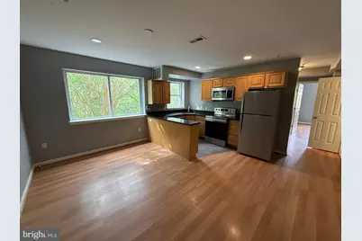 1310 Congress Street SE #302, Washington, DC 20032 - Photo 3