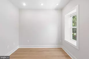 2236 40th St NW, Washington, DC 20007 - Photo 17