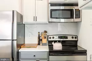 2119 N St NW, Washington, DC 20037 - Photo 5