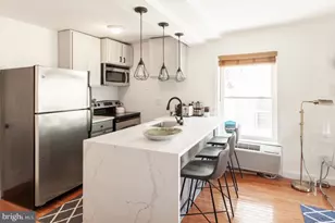 2119 N St NW, Washington, DC 20037 - Photo 3