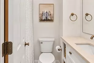 251 8th St NE, Washington, DC 20002 - Photo 51