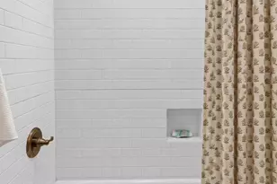 251 8th St NE, Washington, DC 20002 - Photo 17