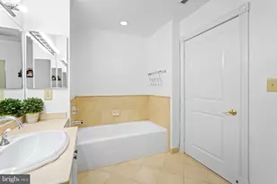 2600 Pennsylvania Ave NW, Washington, DC 20037 - Photo 39