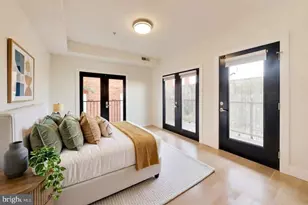 310 V St NE, Washington, DC 20002 - Photo 9