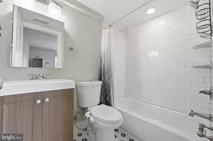 1258 Holbrook Terrace NE, Washington, DC 20002 - Photo 19