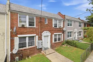 1322 Downing Pl NE, Washington, DC 20018 - Photo 1