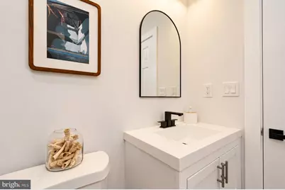 1830 M Street NE, Washington, DC 20002 - Photo 9
