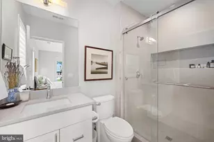 5624 Sherier Pl NW, Washington, DC 20016 - Photo 33