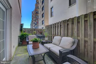 1669 Columbia Rd NW, Washington, DC 20009 - Photo 31