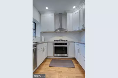 1669 Columbia Road NW #113, Washington, DC 20009 - Photo 15