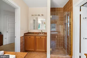 4335 Cathedral Ave NW, Washington, DC 20016 - Photo 43