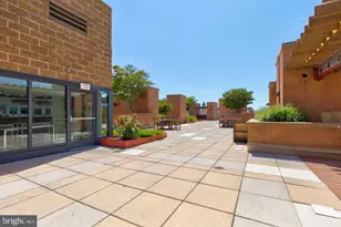 631 D Street NW, Washington, DC 20004 - Photo 19