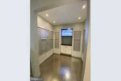 1718 P Street NW #519, Washington, DC 20036 - Photo 25
