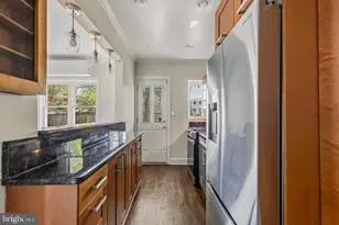 911 Varnum St NE, Washington, DC 20017 - Photo 11