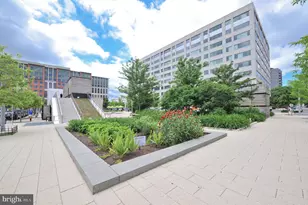 1000 New Jersey Ave SE, Washington, DC 20003 - Photo 47