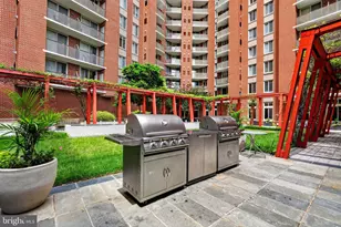1000 New Jersey Ave SE, Washington, DC 20003 - Photo 31