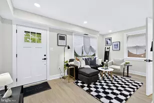 4623 Hillside Rd SE, Washington, DC 20019 - Photo 5