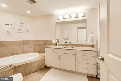 1440 Church Street NW #106, Washington, DC 20005 - Photo 17