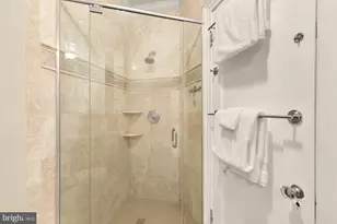 1870 Wyoming Ave NW, Washington, DC 20009 - Photo 21