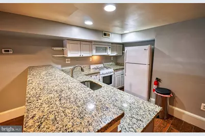 50 T Street NW #B, Washington, DC 20001 - Photo 9