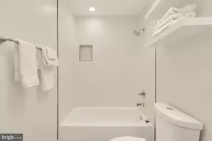 1236 Owen Pl NE, Washington, DC 20002 - Photo 25