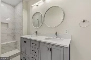 113 15th St SE, Washington, DC 20003 - Photo 39