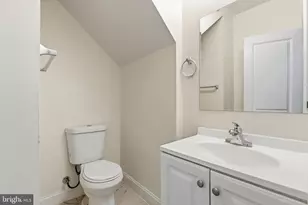 113 15th St SE, Washington, DC 20003 - Photo 9