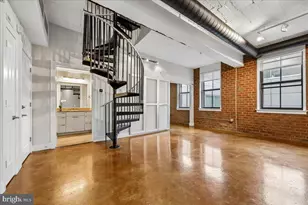 916 NW G Street NW, Washington, DC 20001 - Photo 9