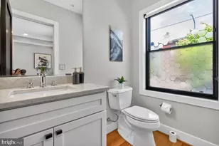 609 Gresham Pl NW, Washington, DC 20001 - Photo 19