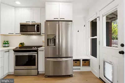 1711 Lang Place NE, Washington, DC 20002 - Photo 9