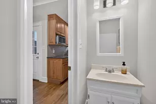 524 4th St SE, Washington, DC 20003 - Photo 9