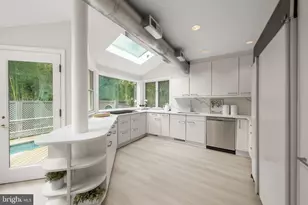 2800 Foxhall Rd NW, Washington, DC 20007 - Photo 7