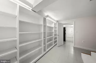 2800 Foxhall Rd NW, Washington, DC 20007 - Photo 29