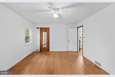 1912 Varnum Street NE, Washington, DC 20018 - Photo 7