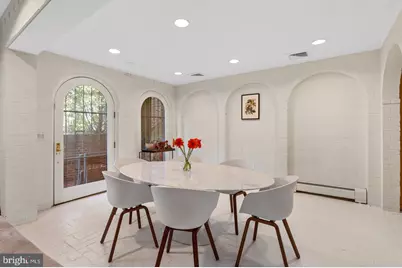 2468 Belmont Road NW, Washington, DC 20008 - Photo 37