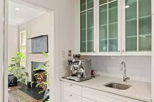2468 Belmont Rd NW, Washington, DC 20008 - Photo 15