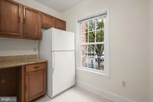 3287 Sutton Pl NW, Washington, DC 20016 - Photo 11