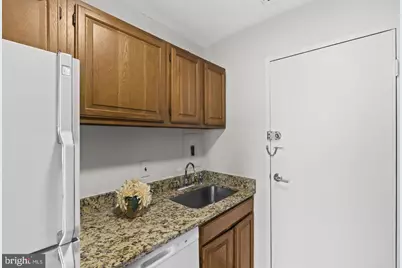 2829 Connecticut Avenue NW #503, Washington, DC 20008 - Photo 7