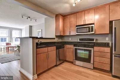 915 E Street NW #812, Washington, DC 20004 - Photo 17