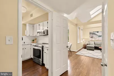 3541 39th Street NW #F510, Washington, DC 20016 - Photo 5