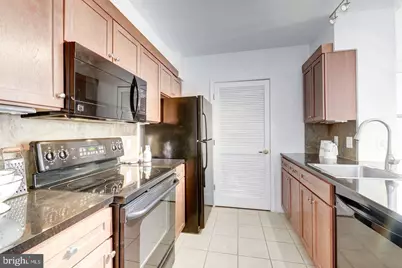631 D Street NW #526, Washington, DC 20004 - Photo 5