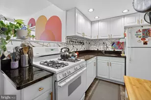 1 Scott Cir NW, Washington, DC 20036 - Photo 3