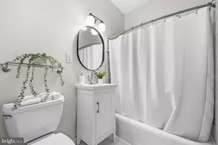 1875 Mintwood Pl NW, Washington, DC 20009 - Photo 19